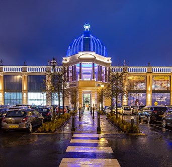 Trafford Palazzo exterior at night